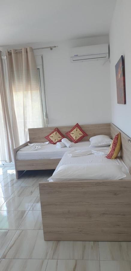 Redsun Apartment Vlorë Екстериор снимка