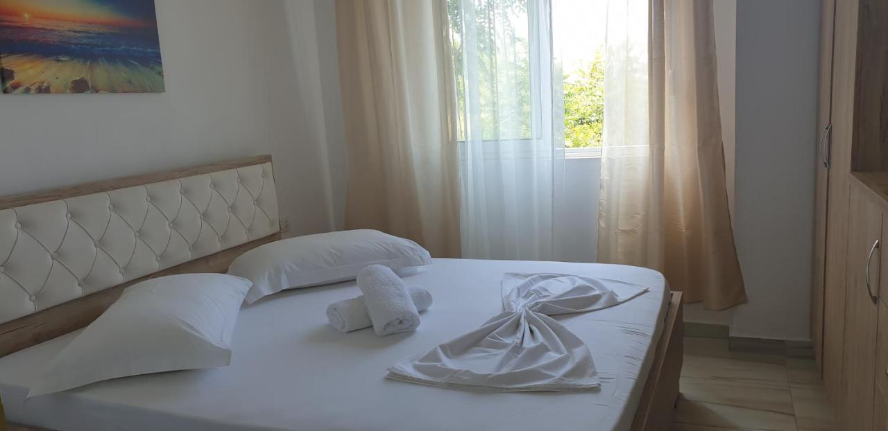 Redsun Apartment Vlorë Екстериор снимка